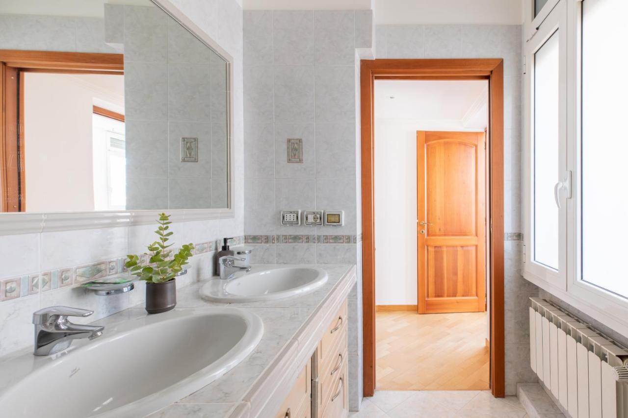 Iflat Spacious Penthouse Near The Vatican City Apartman Róma Kültér fotó