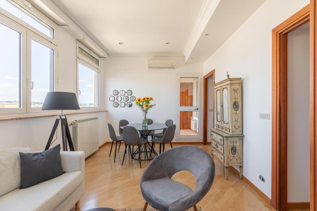 Iflat Spacious Penthouse Near The Vatican City Apartman Róma Kültér fotó